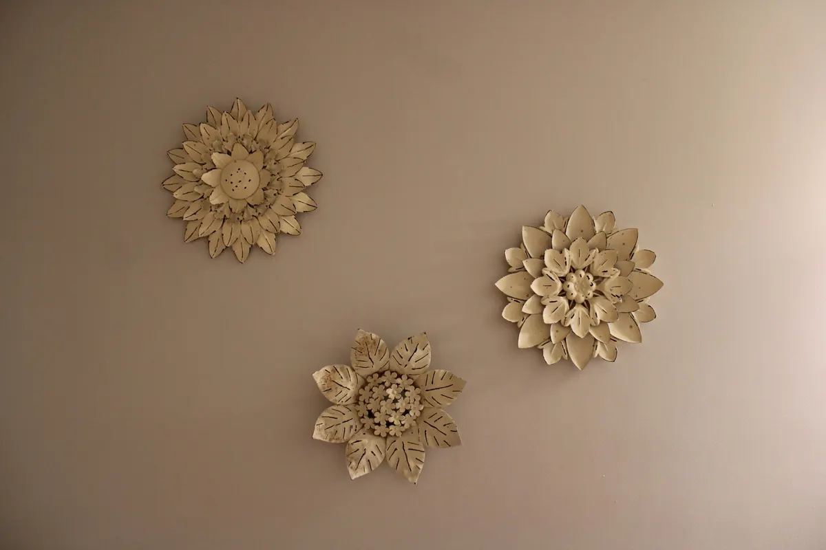Renter-Friendly Wall Decor: 8 Ideas That Won’t Damage Paint